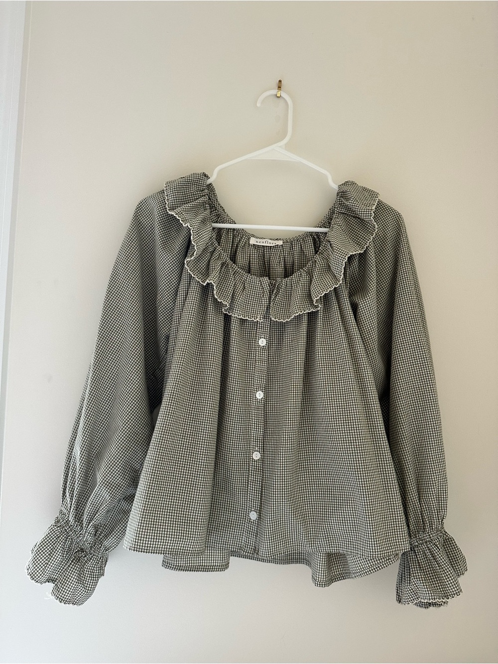 Neuflora Winnipeg Blouse Ruffled Collar- Dusty Sage
 - Green